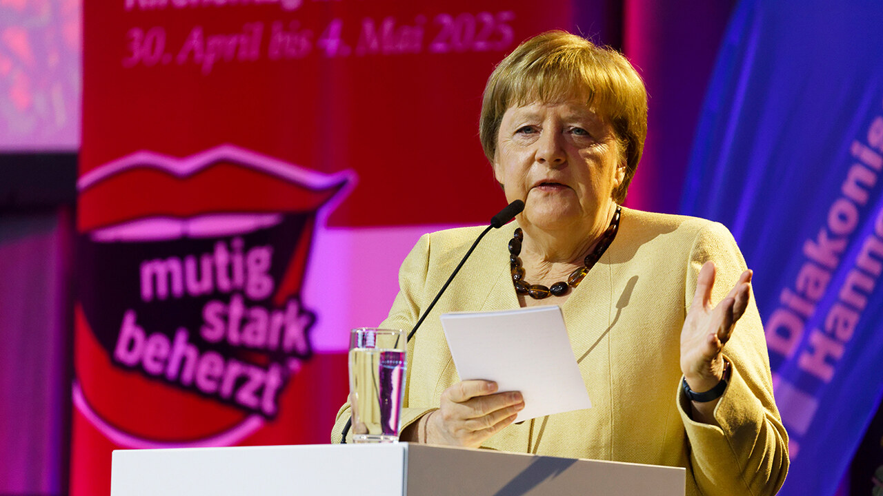 Bibelarbeit Angela Merkel Angela Merkel auf der Bühne