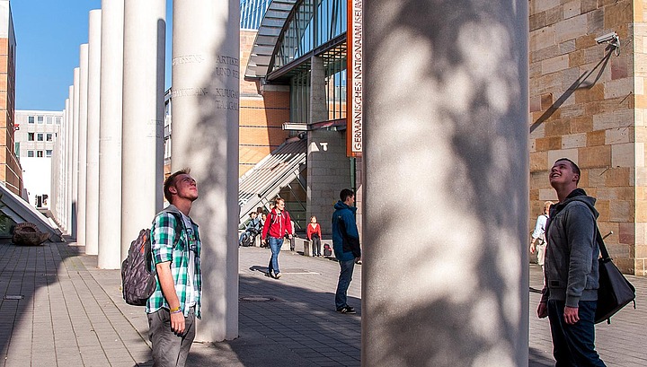 Nürnberg kennenlernen: Eine Straße für die Menschenrechte