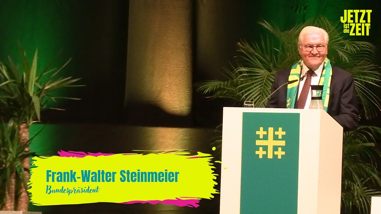 Frank-Walter Steinmeier am Podium 