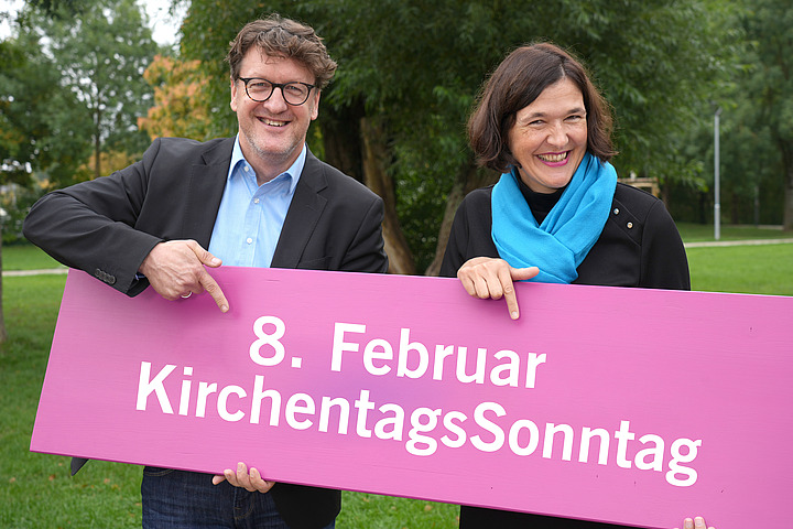 Pressemeldung: Verschieden und doch verbunden