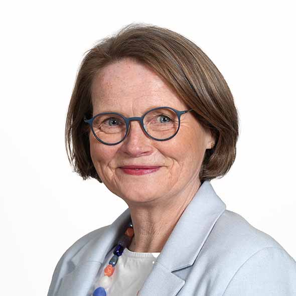 Klaudia Zepunkte - Präsidium des Kirchentages