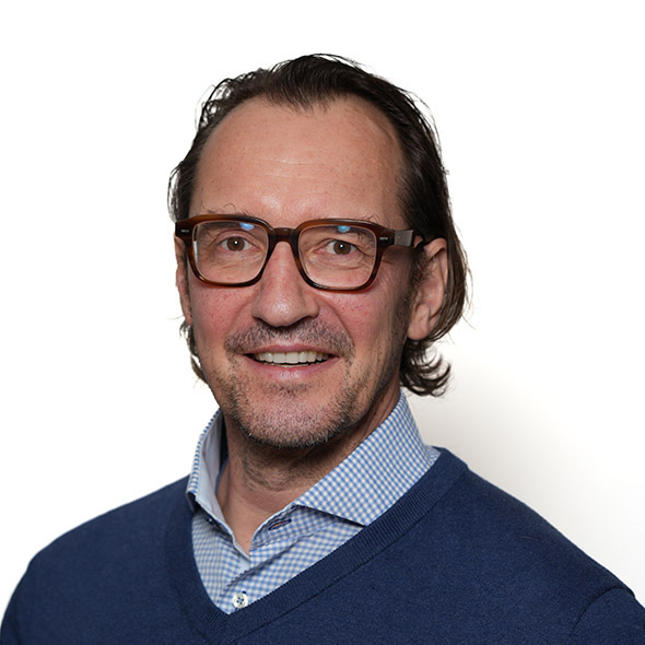 Stephan Günther Menzel - Kaufmännischer Vorstand/stellv. Vorstandsvorsitz Stephan Günther Menzel - Kaufmännischer Vorstand/stellv. Vorstandsvorsitz