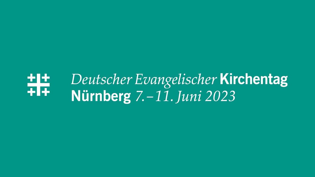 https://www.kirchentag.de/typo3temp/assets/_processed_/f/e/csm_logo_1940x1092_01_f526203a08.jpg